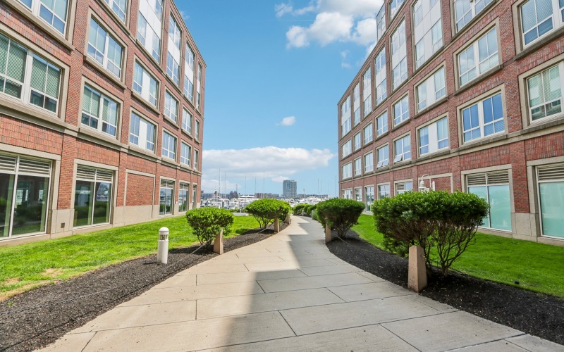 Walkway to Waterfront